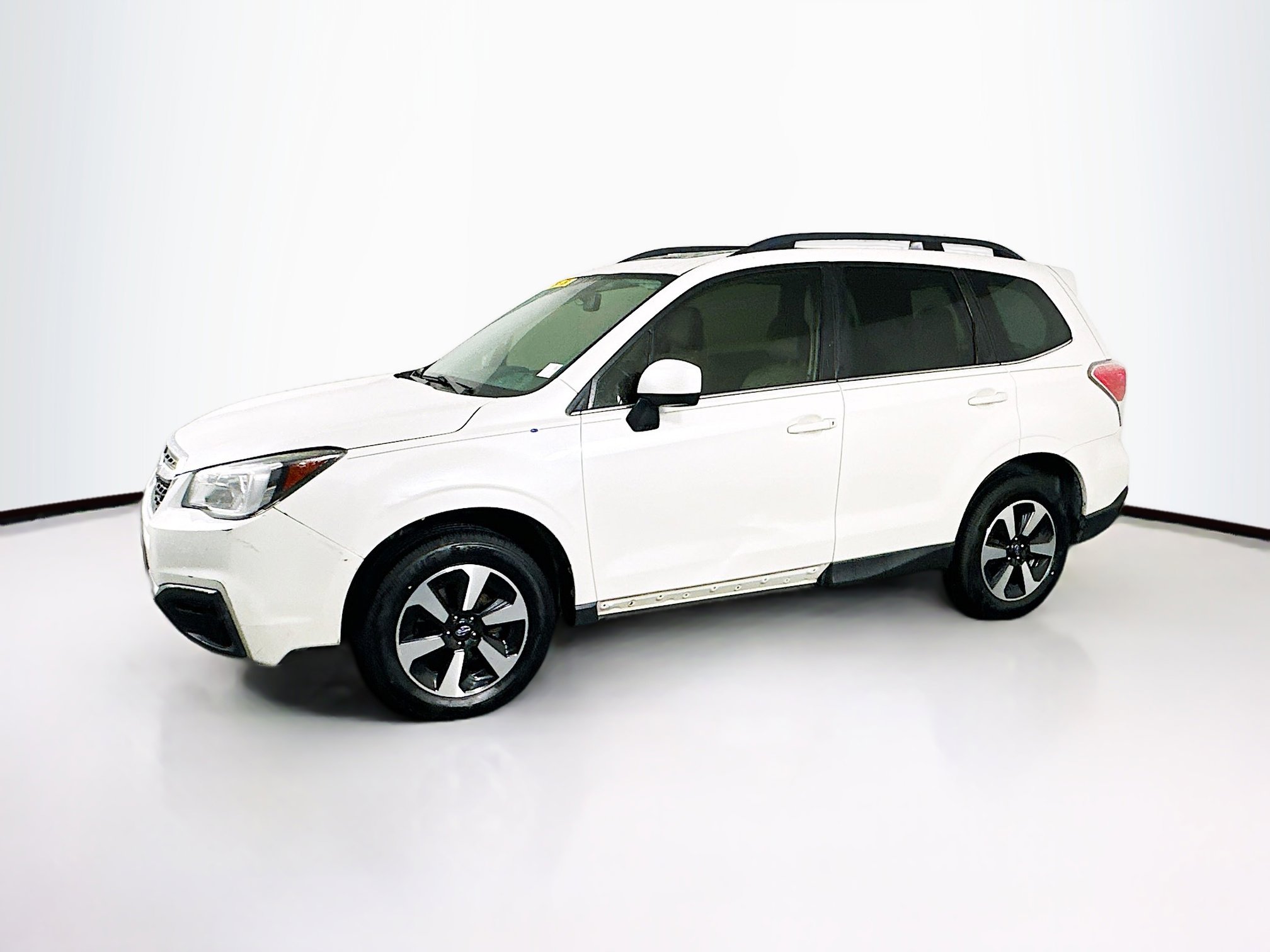 Used 2017 Subaru Forester 2.5i Limited AWD/4WD image 4