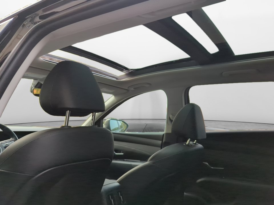 Certified 2025 Hyundai Tucson SEL AWD/4WD image 15