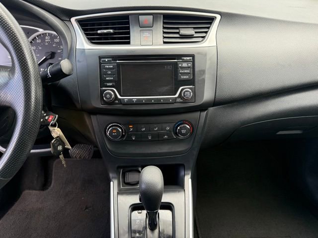 Used 2018 Nissan Sentra S image 17