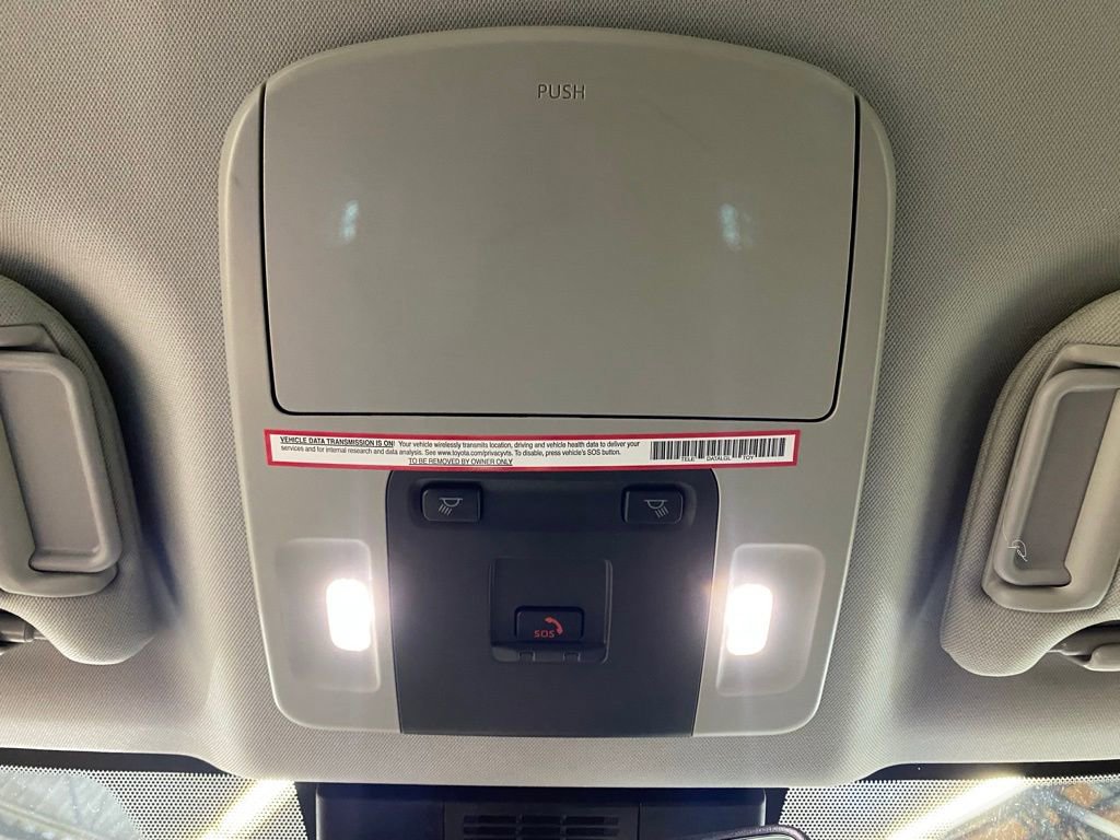 Used 2025 Toyota Camry LE w/ Convenience Package image 32