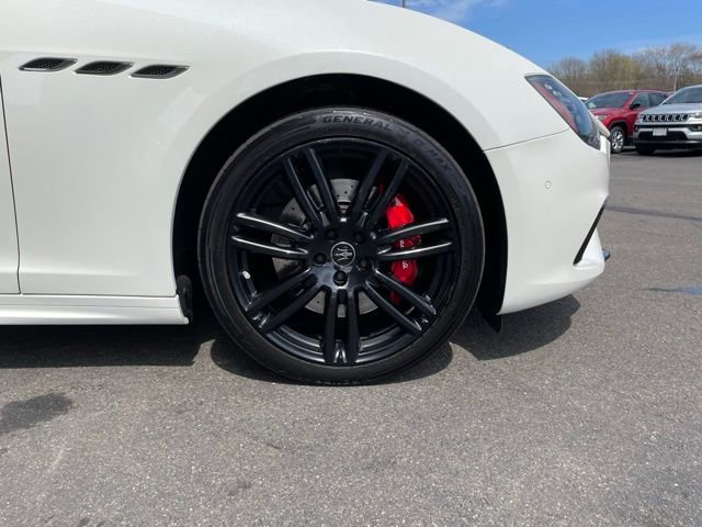 Used 2021 Maserati Ghibli S image 37