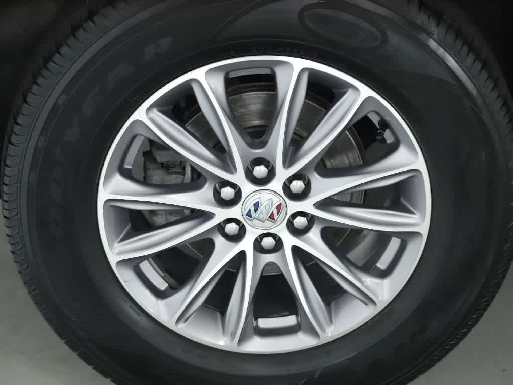 Used 2024 Buick Enclave Essence FWD image 11