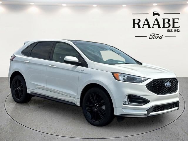 Used 2023 Ford Edge ST-Line AWD/4WD image 3