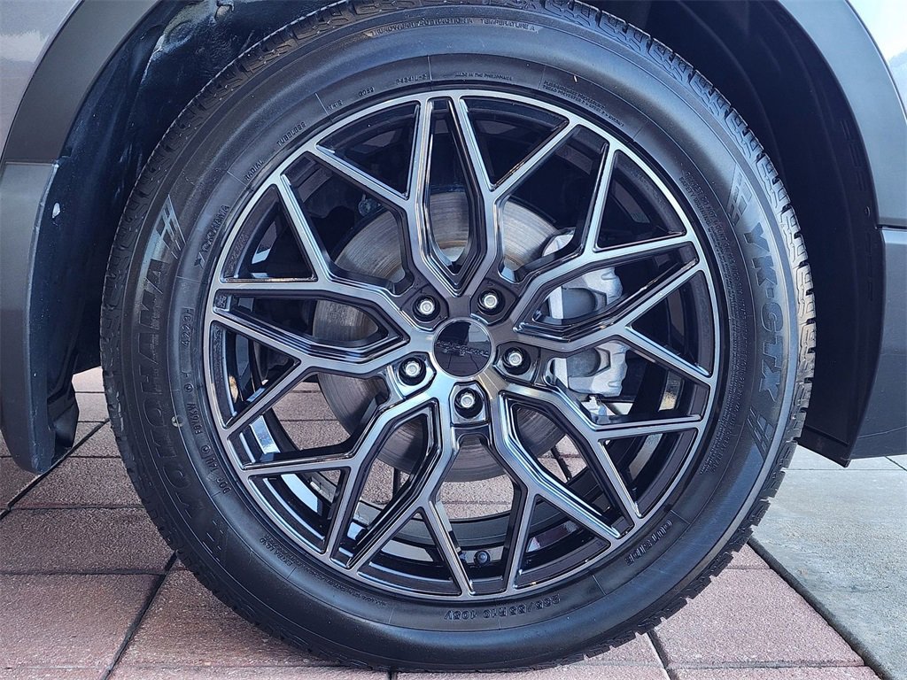 Used 2022 Honda CR-V Touring image 4