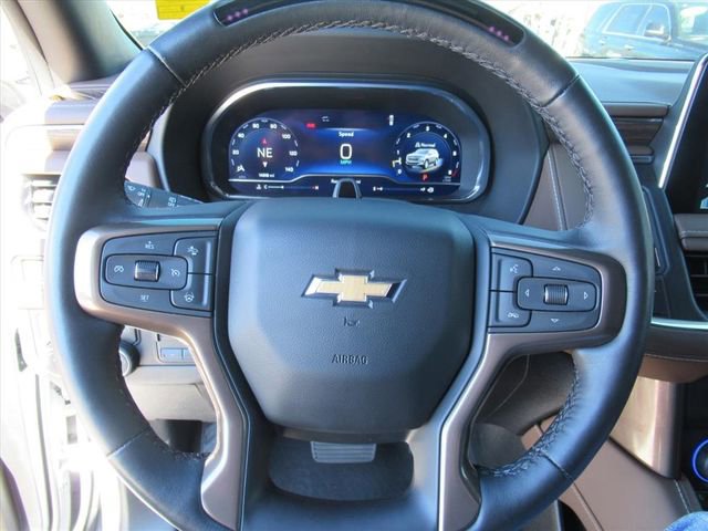 Used 2024 Chevrolet Suburban High Country w/ Advanced Technology Package image 24