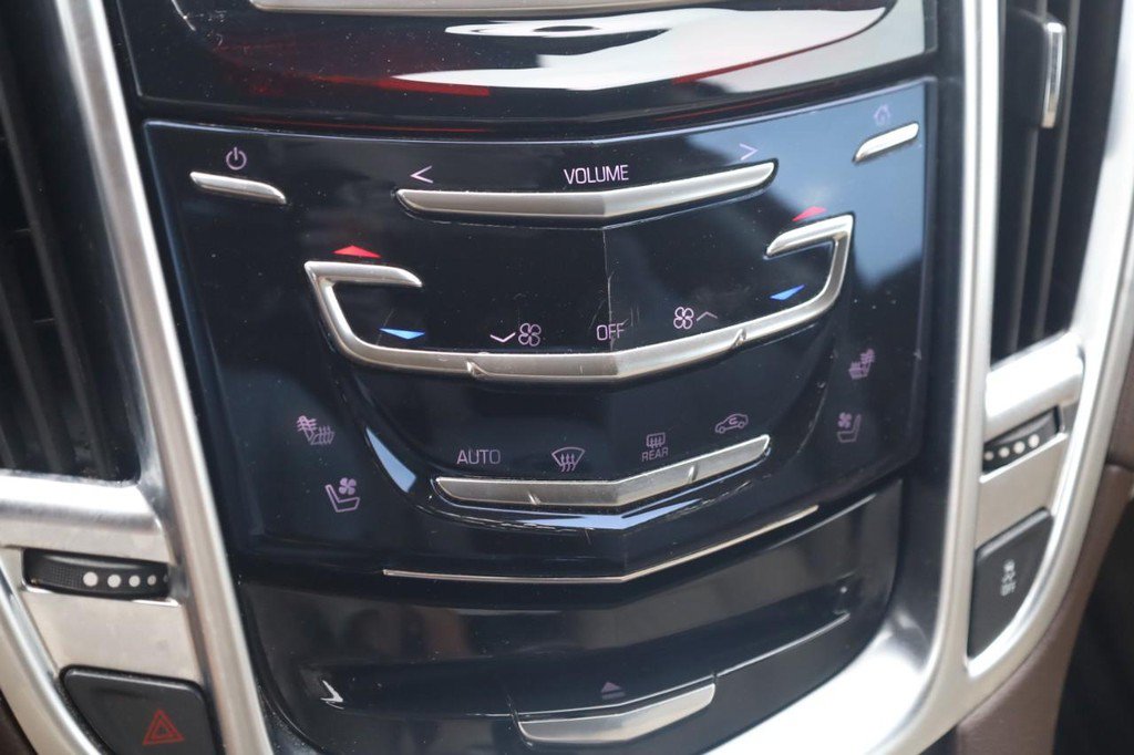 Used 2015 Cadillac SRX Premium FWD image 18