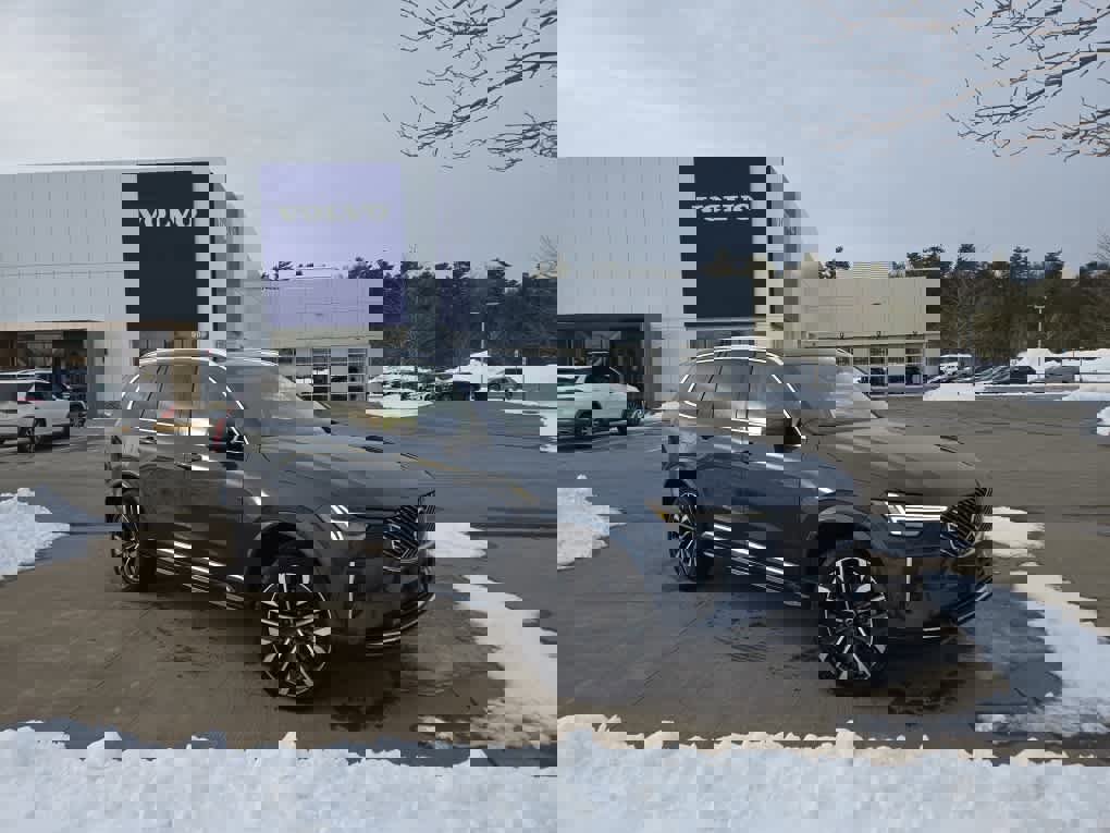 New 2026 Volvo XC90 T8 Ultra w/ Protection Package Premier image 2
