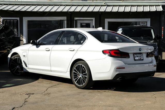 Used 2023 BMW 530e RWD image 17