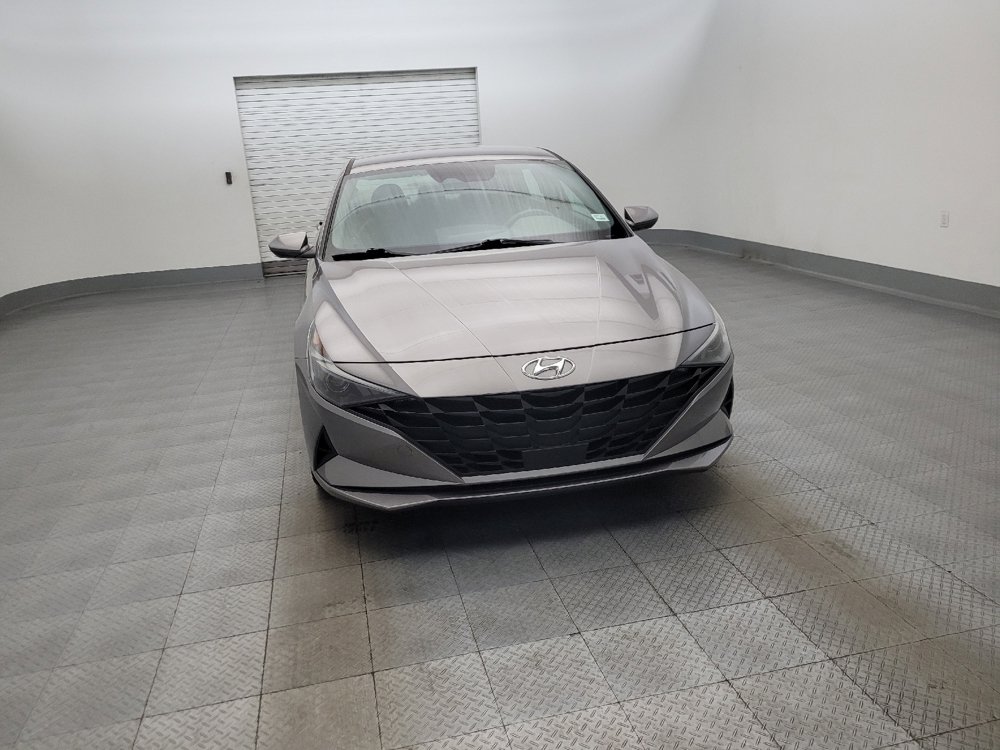 Used 2023 Hyundai Elantra SEL w/ Convenience Package FWD image 14