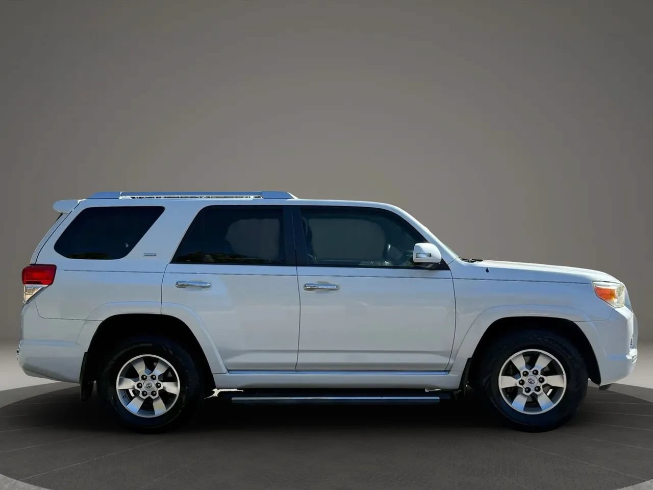Used 2013 Toyota 4Runner SR5 w/ Convenience Pkg RWD image 10