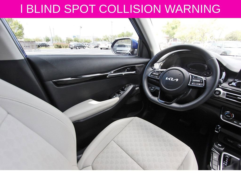 Used 2023 Kia Seltos SX w/ SX Sunroof Package image 9