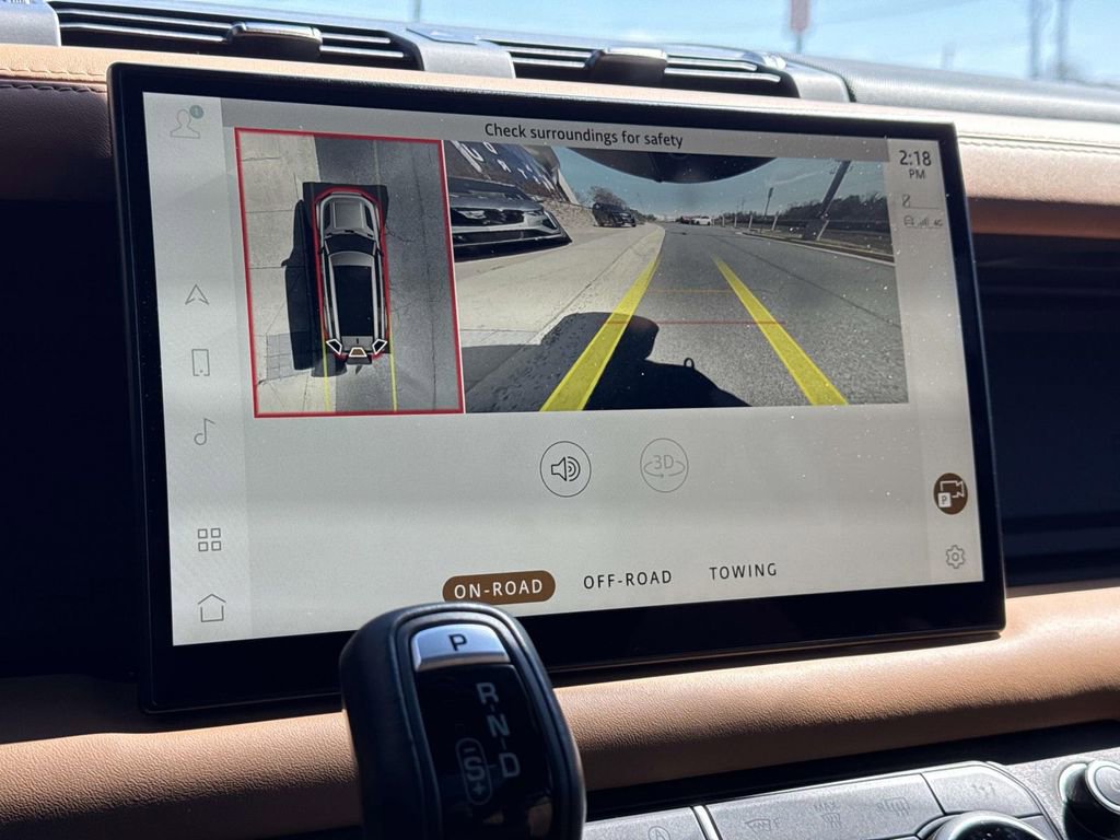 Used 2023 Land Rover Defender 130 X image 33