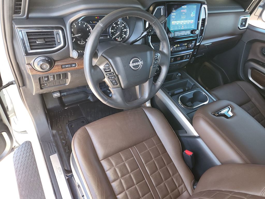 Used 2023 Nissan Titan Platinum Reserve w/ Moonroof Package image 11