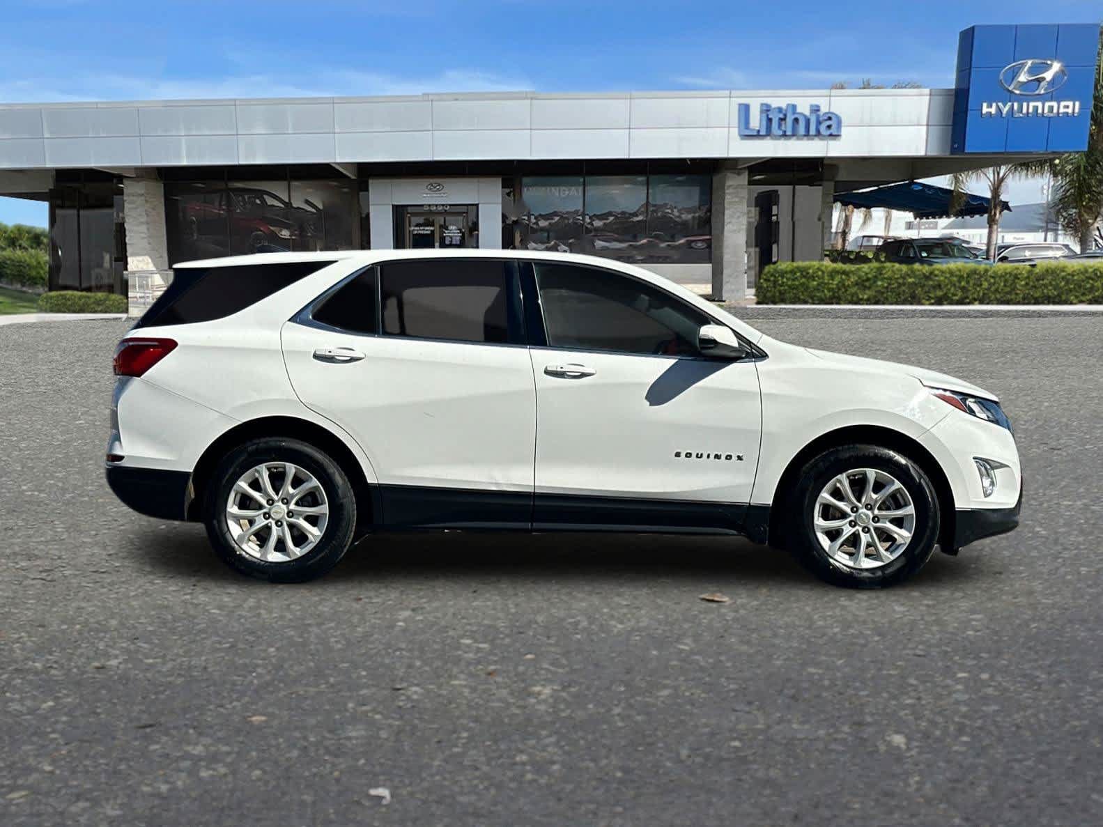 Used 2018 Chevrolet Equinox LT FWD image 9
