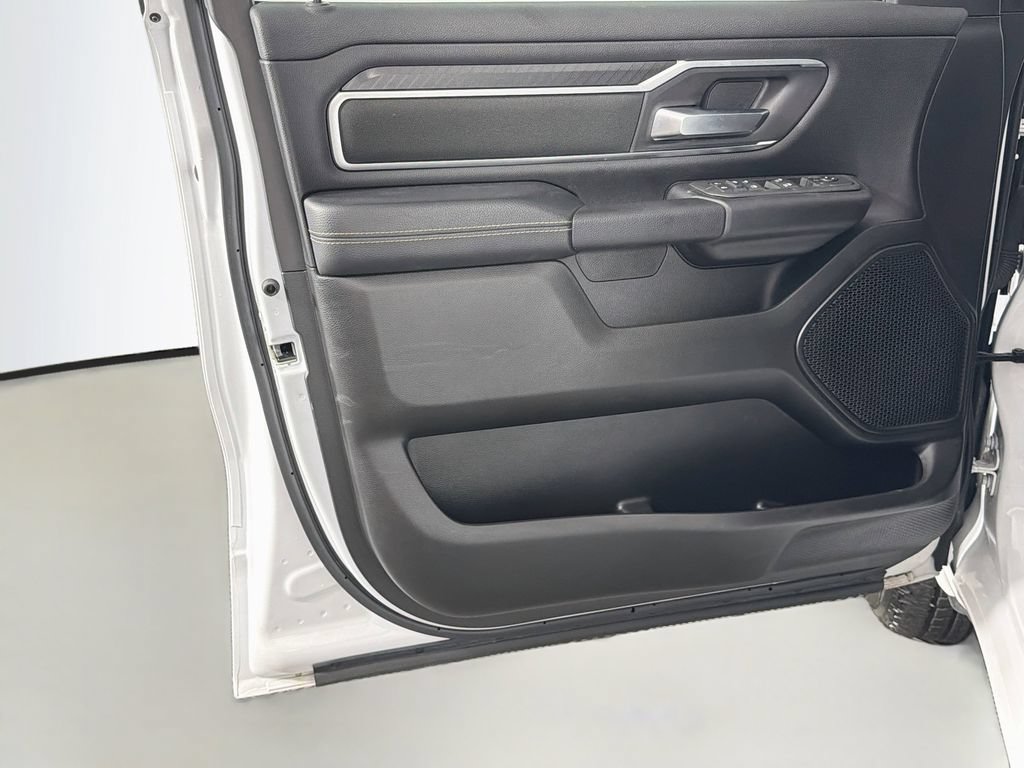 Used 2025 RAM 1500 Big Horn AWD/4WD image 17