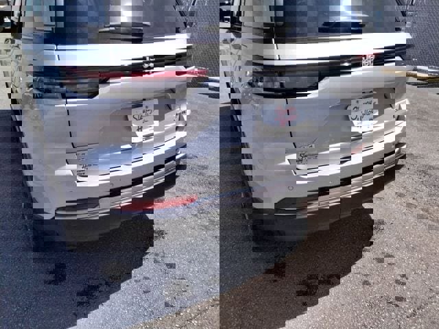 New 2026 Jeep Grand Cherokee Limited AWD/4WD image 15