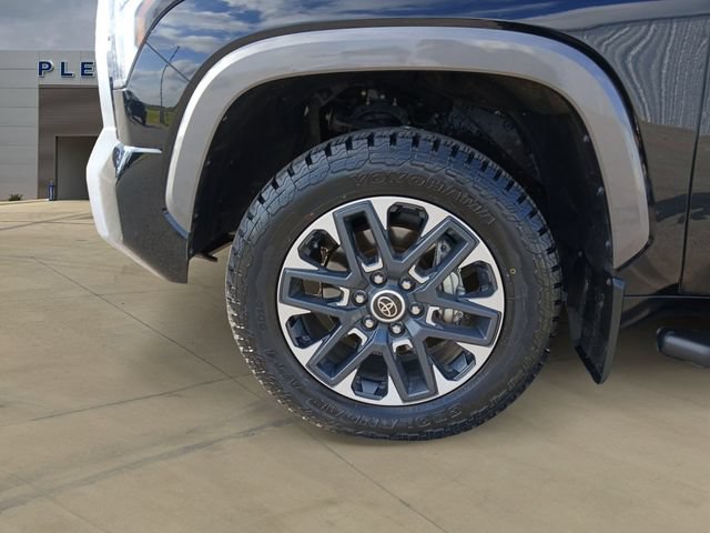 Used 2024 Toyota Tundra Limited AWD/4WD image 14