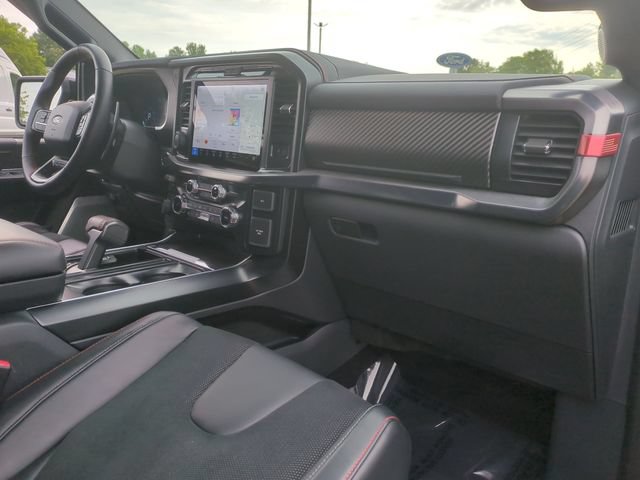 Used 2025 Ford F150 Raptor AWD/4WD image 35