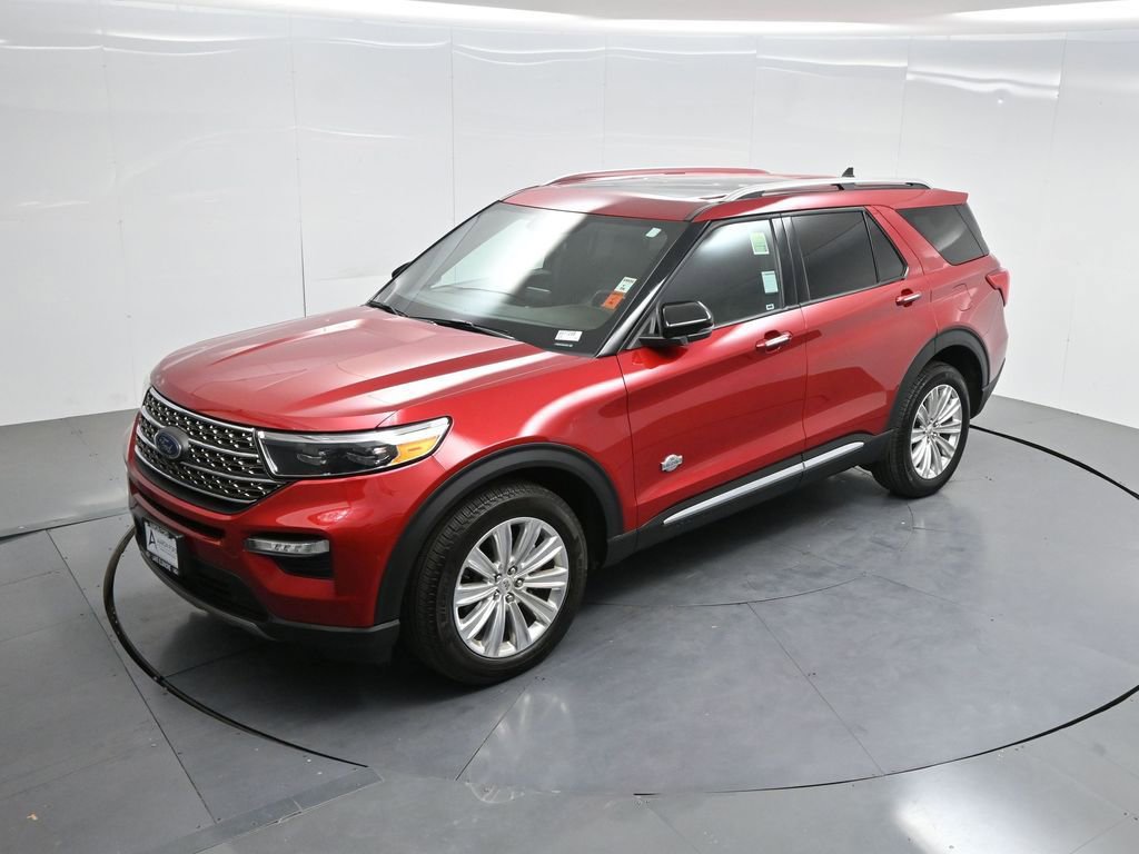 Used 2024 Ford Explorer King Ranch w/ Technology Package image 45
