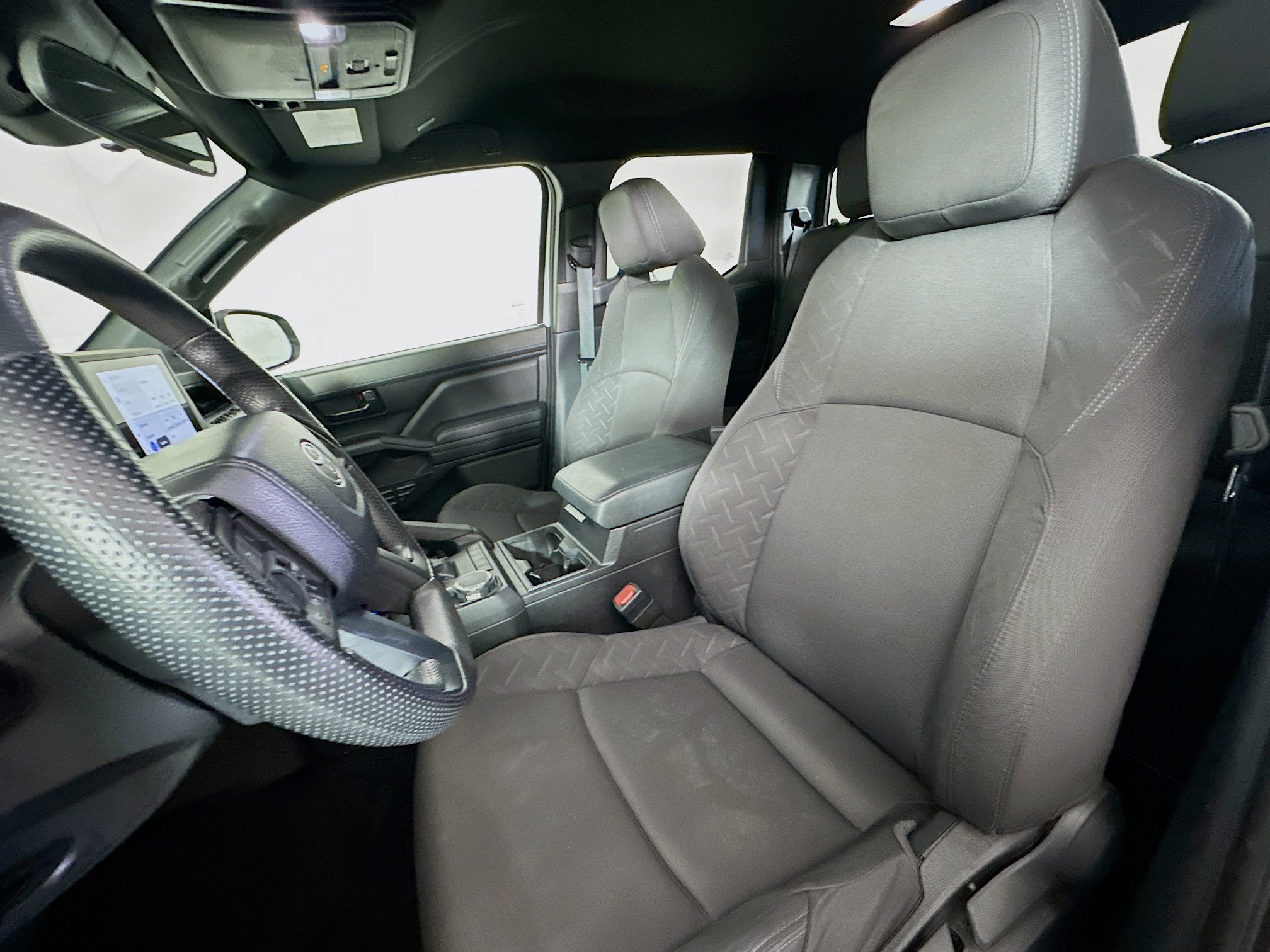 Used 2024 Toyota Tacoma SR image 13