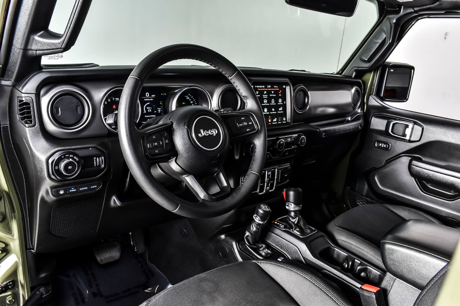 Used 2023 Jeep Wrangler Unlimited w/ 8.4" Radio Group AWD/4WD image 20