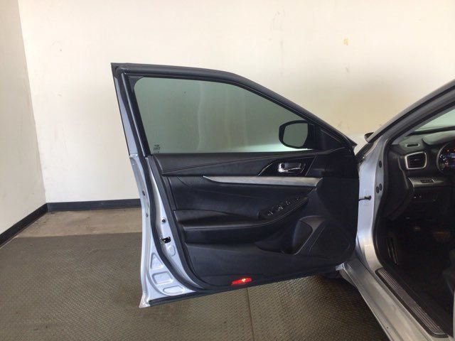 Used 2018 Nissan Maxima 3.5 SV FWD image 16