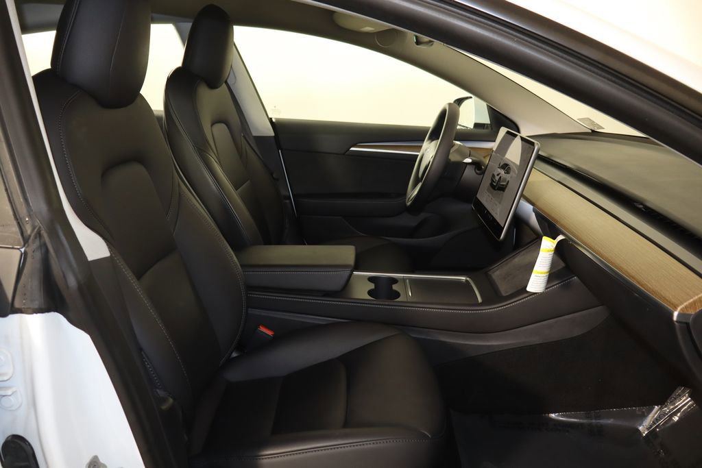 Used 2022 Tesla Model 3 image 16