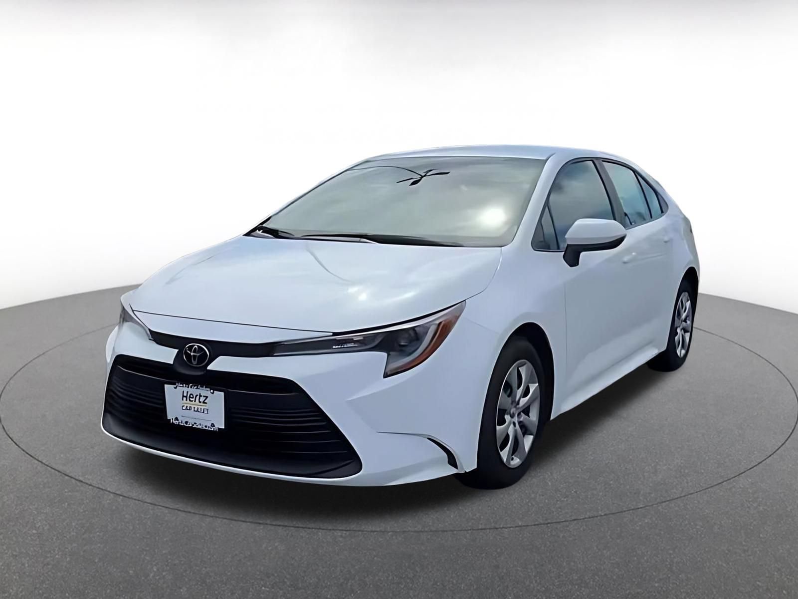 Used 2025 Toyota Corolla LE FWD image 7