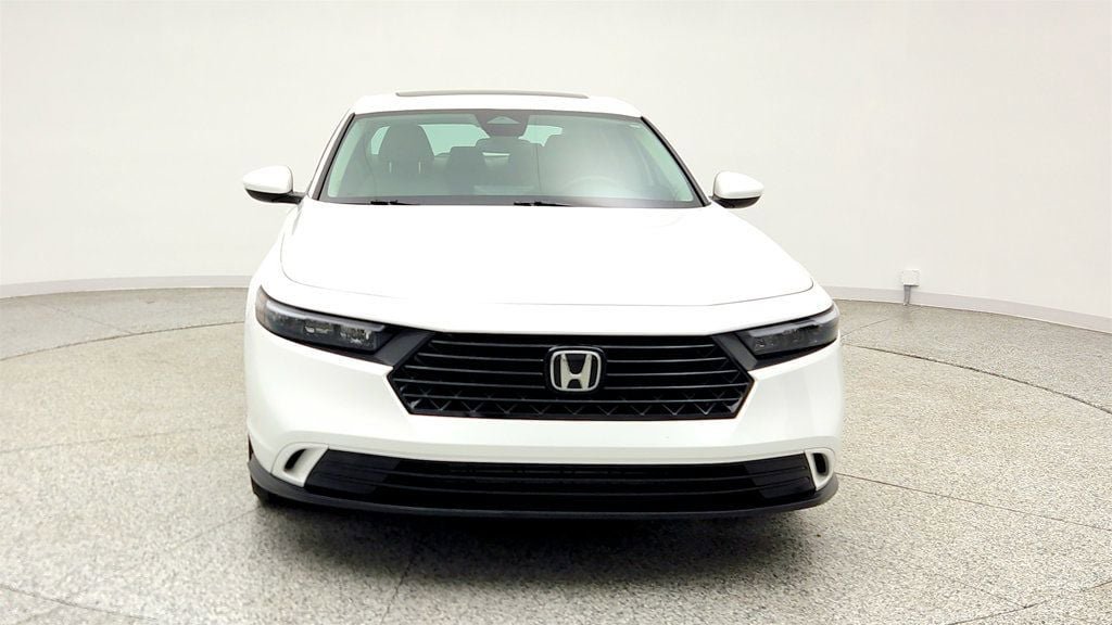 Used 2024 Honda Accord EX image 2