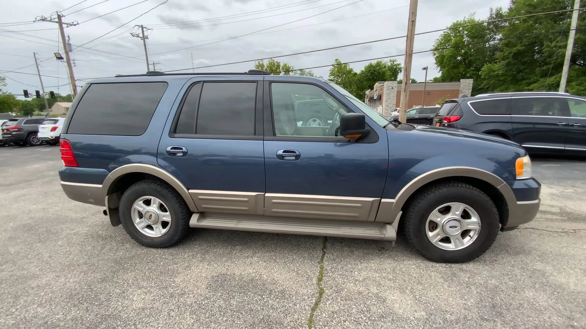 Used 2003 Ford Expedition Eddie Bauer AWD/4WD image 9