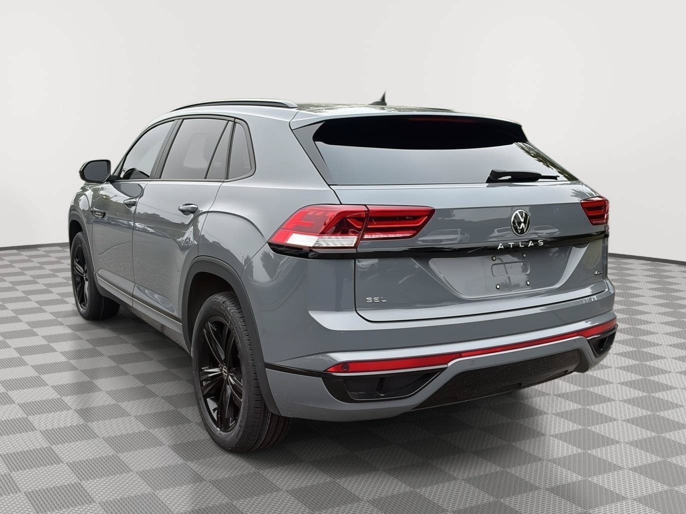 Used 2023 Volkswagen Atlas Cross Sport SEL R-Line AWD/4WD image 12