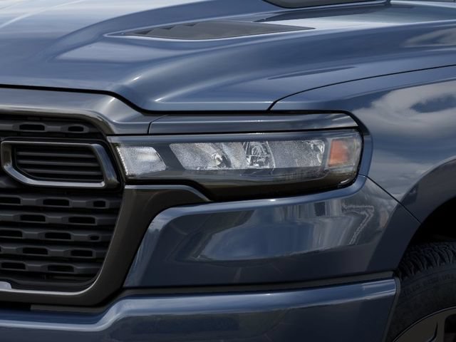 New 2026 RAM 1500 Express AWD/4WD image 20
