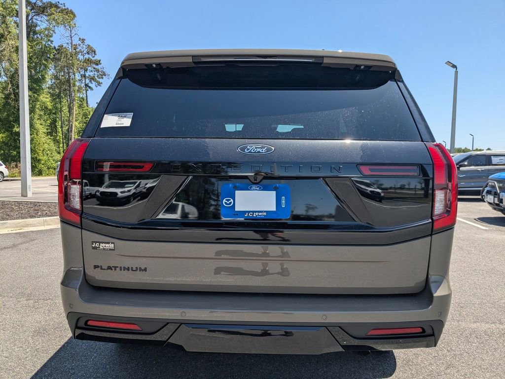 New 2026 Ford Expedition Platinum image 7