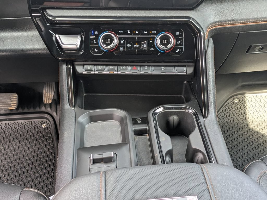 Used 2026 GMC Sierra 2500 AT4 w/ AT4 Premium Plus Package AWD/4WD image 18