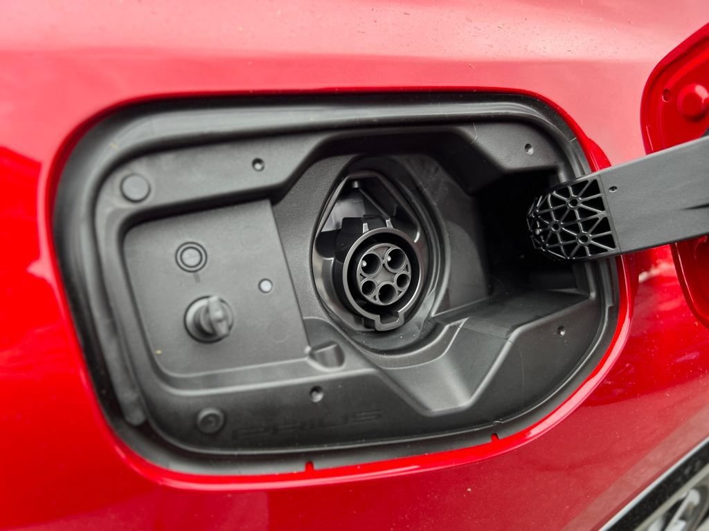 New 2026 Toyota Prius Plug-In Hybrid FWD image 8