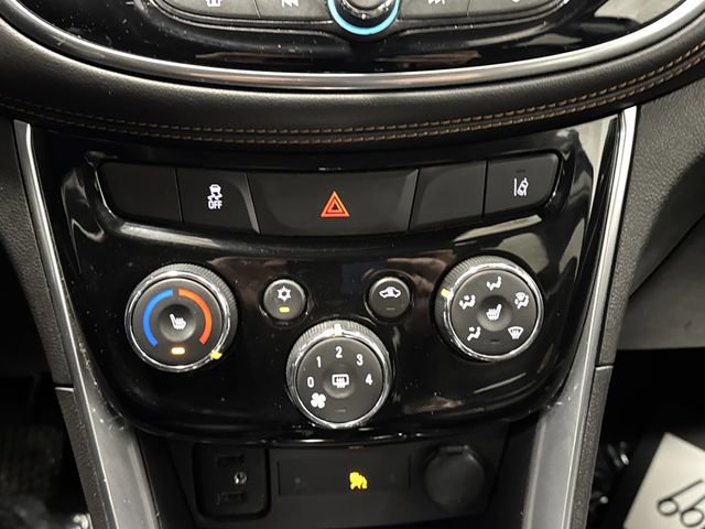 Used 2020 Chevrolet Trax Premier image 19