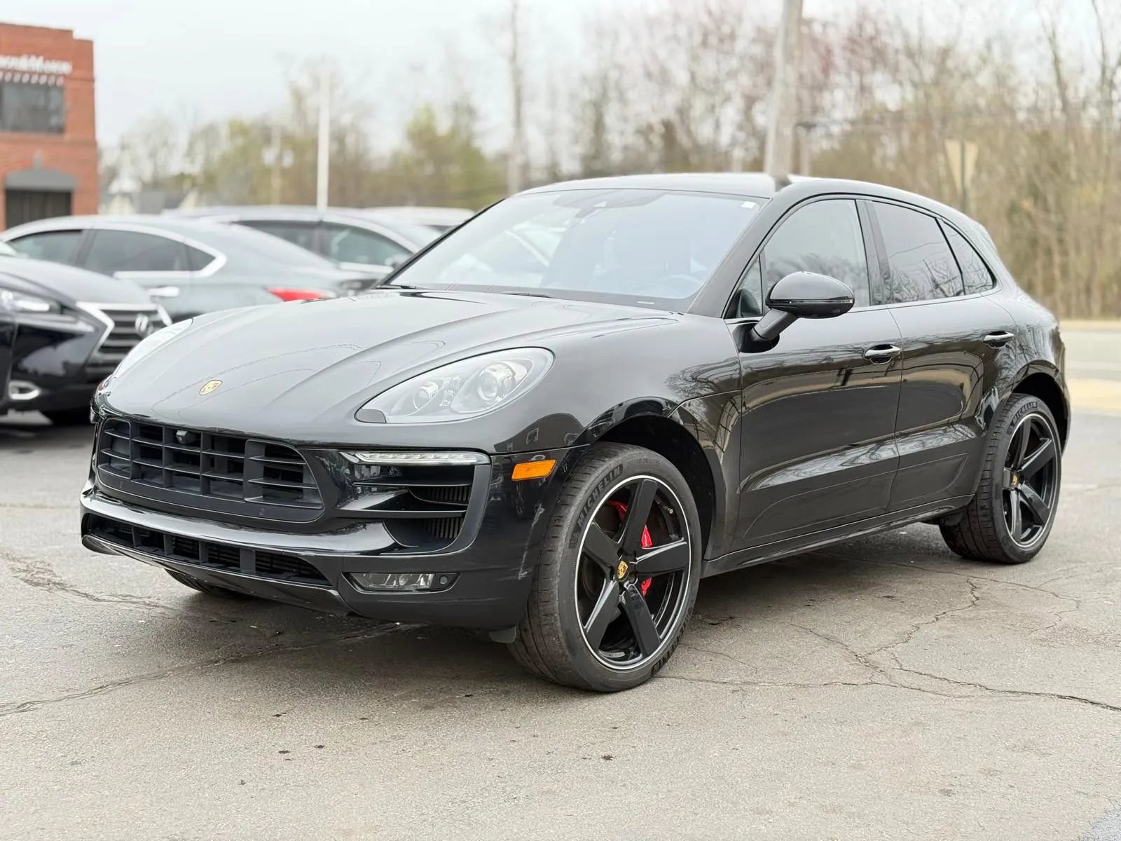 Used 2018 Porsche Macan Turbo AWD/4WD image 6