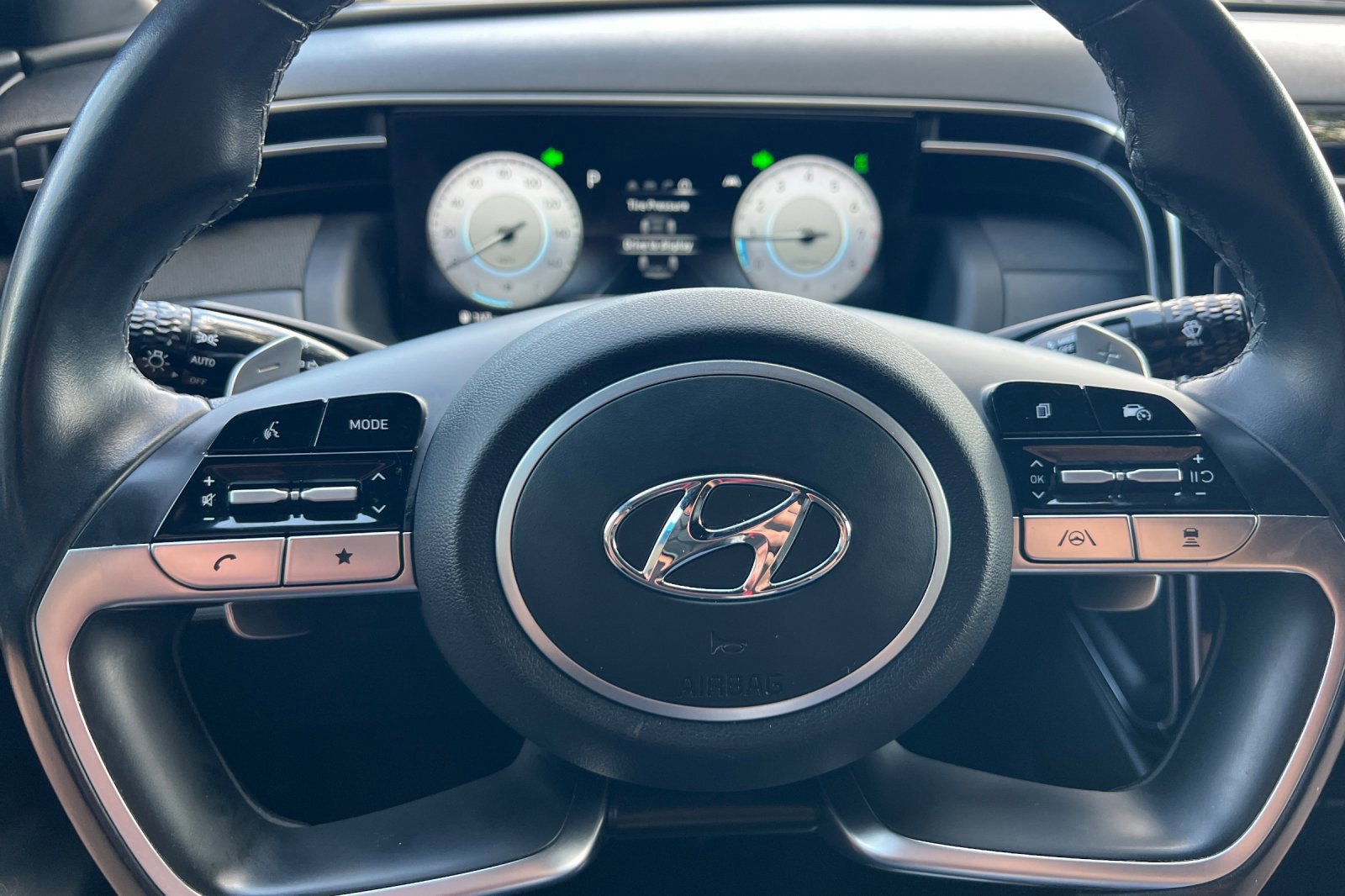 Used 2022 Hyundai Santa Cruz Limited image 23