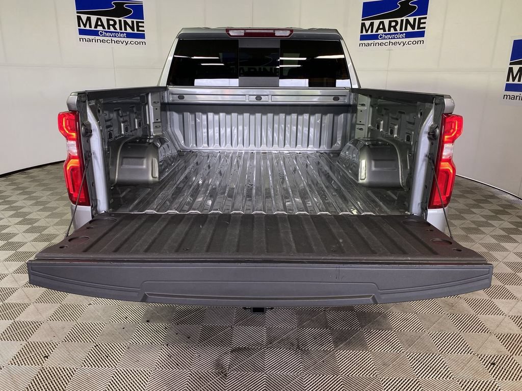 Used 2024 Chevrolet Silverado 1500 LTZ w/ LTZ Convenience Package II AWD/4WD image 32