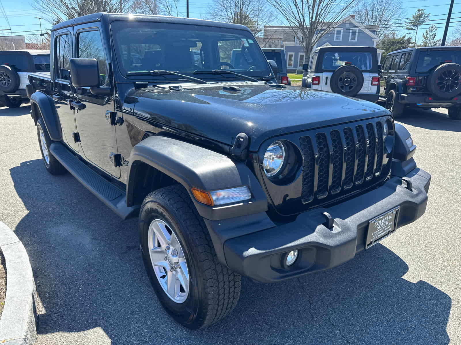 Used 2020 Jeep Gladiator Sport w/ Quick Order Package 24S AWD/4WD image 8