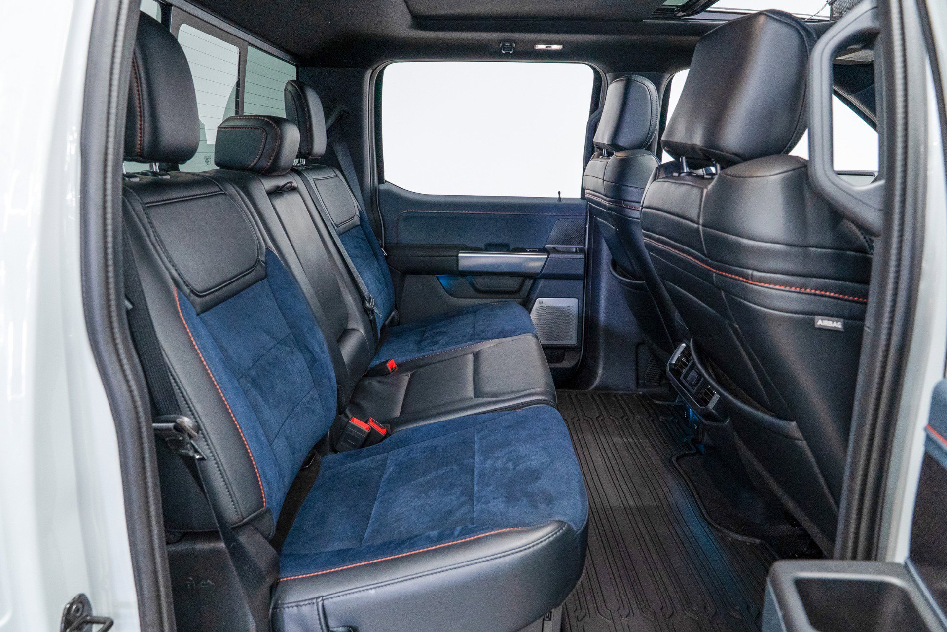 Used 2023 Ford F150 Raptor w/ Blue Interior Package image 34