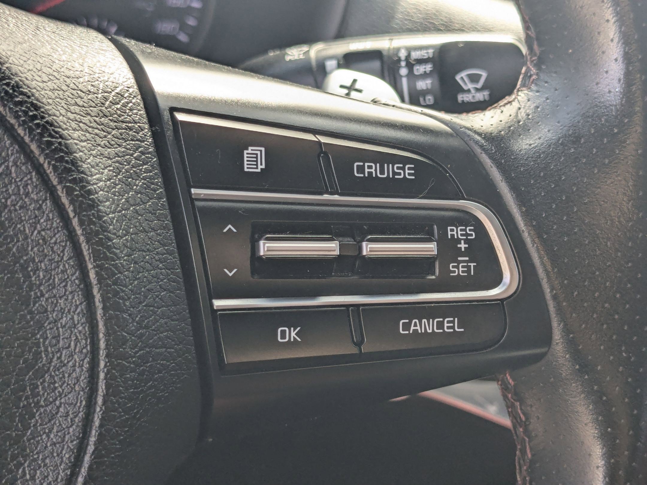 Used 2018 Kia Stinger GT image 19