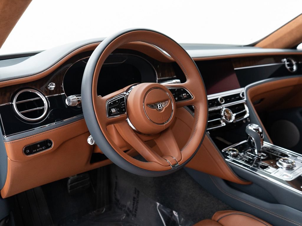 Certified 2022 Bentley Flying Spur V8 AWD/4WD image 14