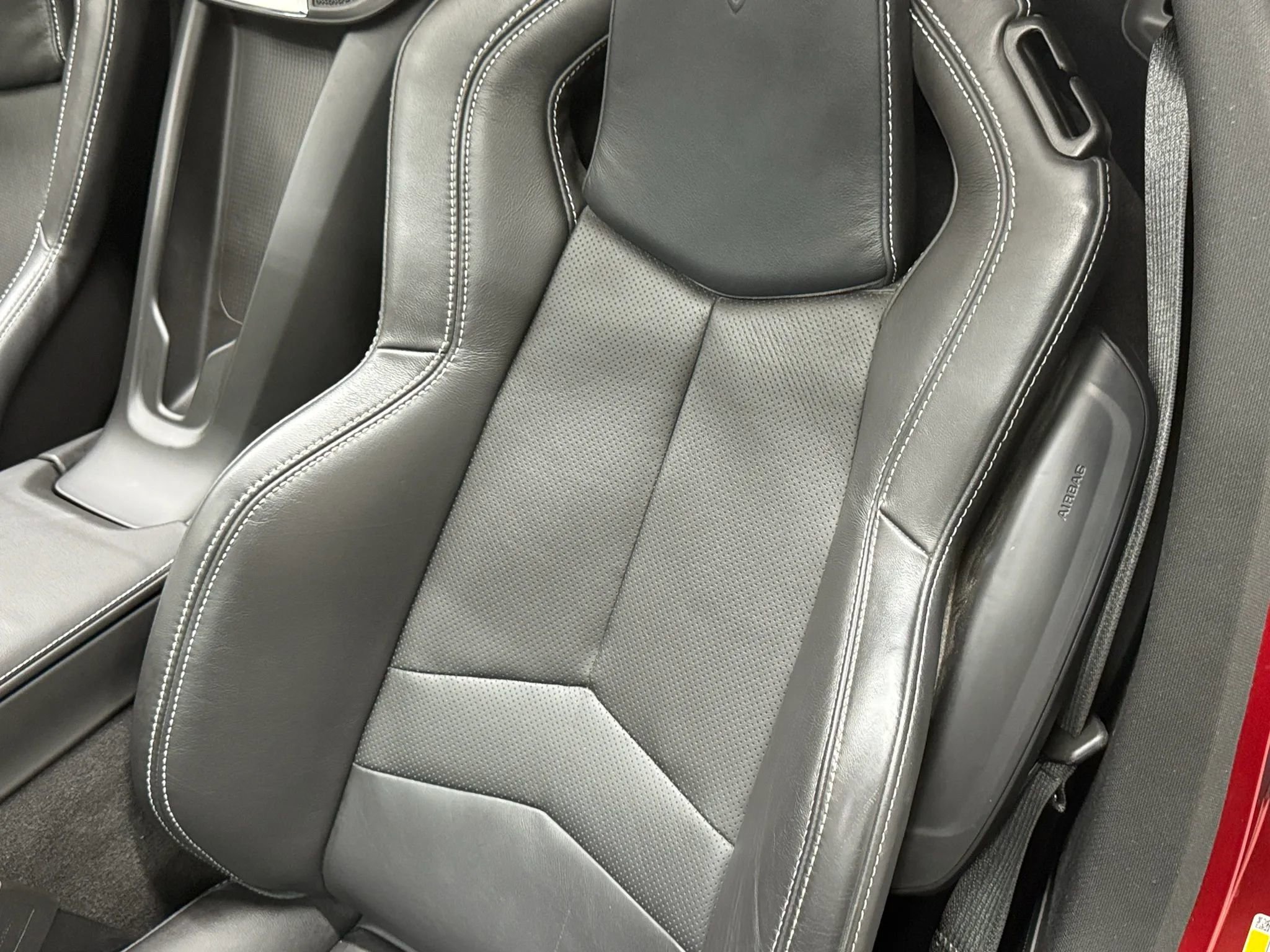 Used 2023 Chevrolet Corvette Stingray Coupe w/ Z51 Performance Package image 30