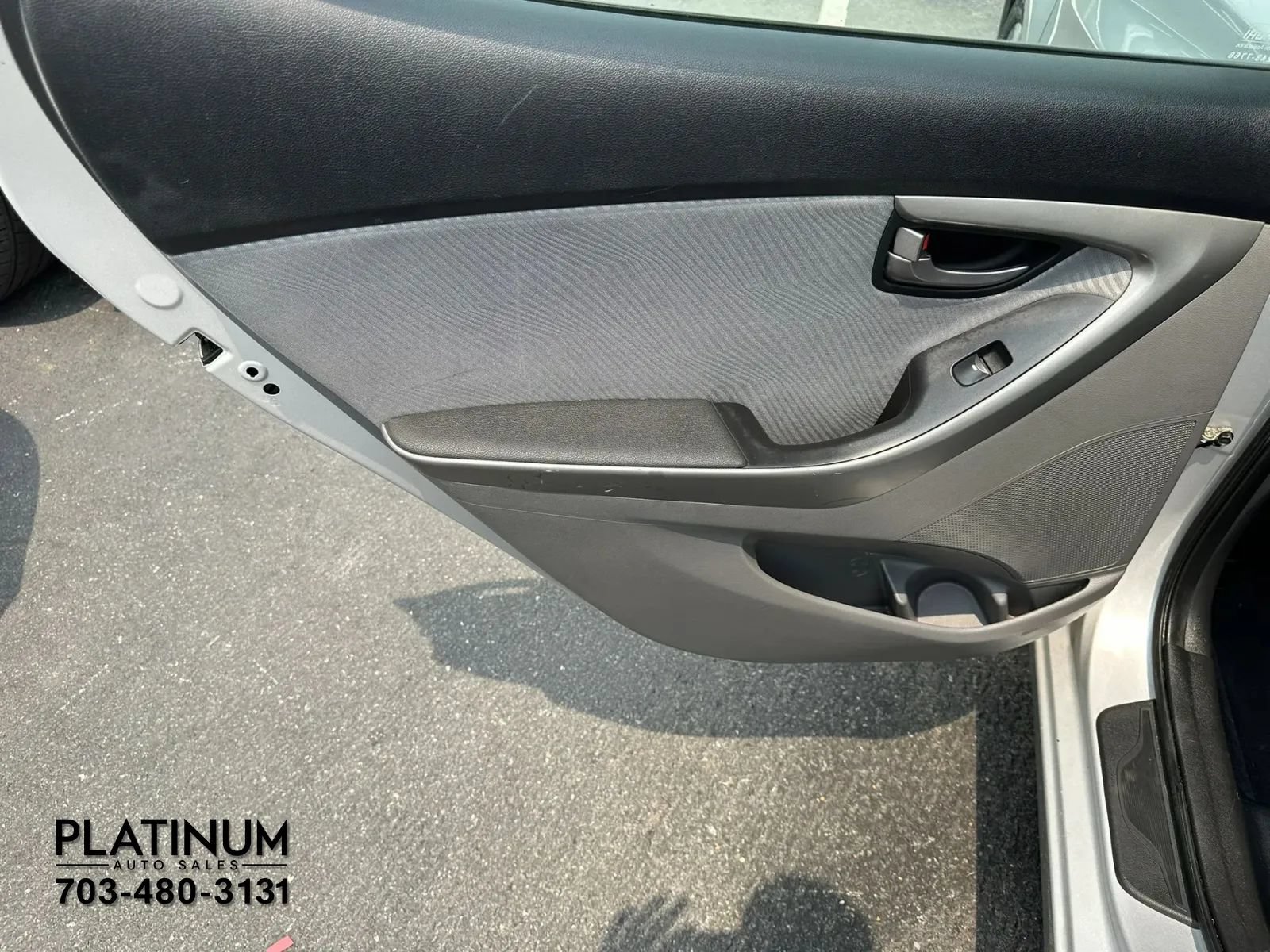 Used 2012 Hyundai Elantra GLS w/ Preferred Pkg 3 FWD image 16