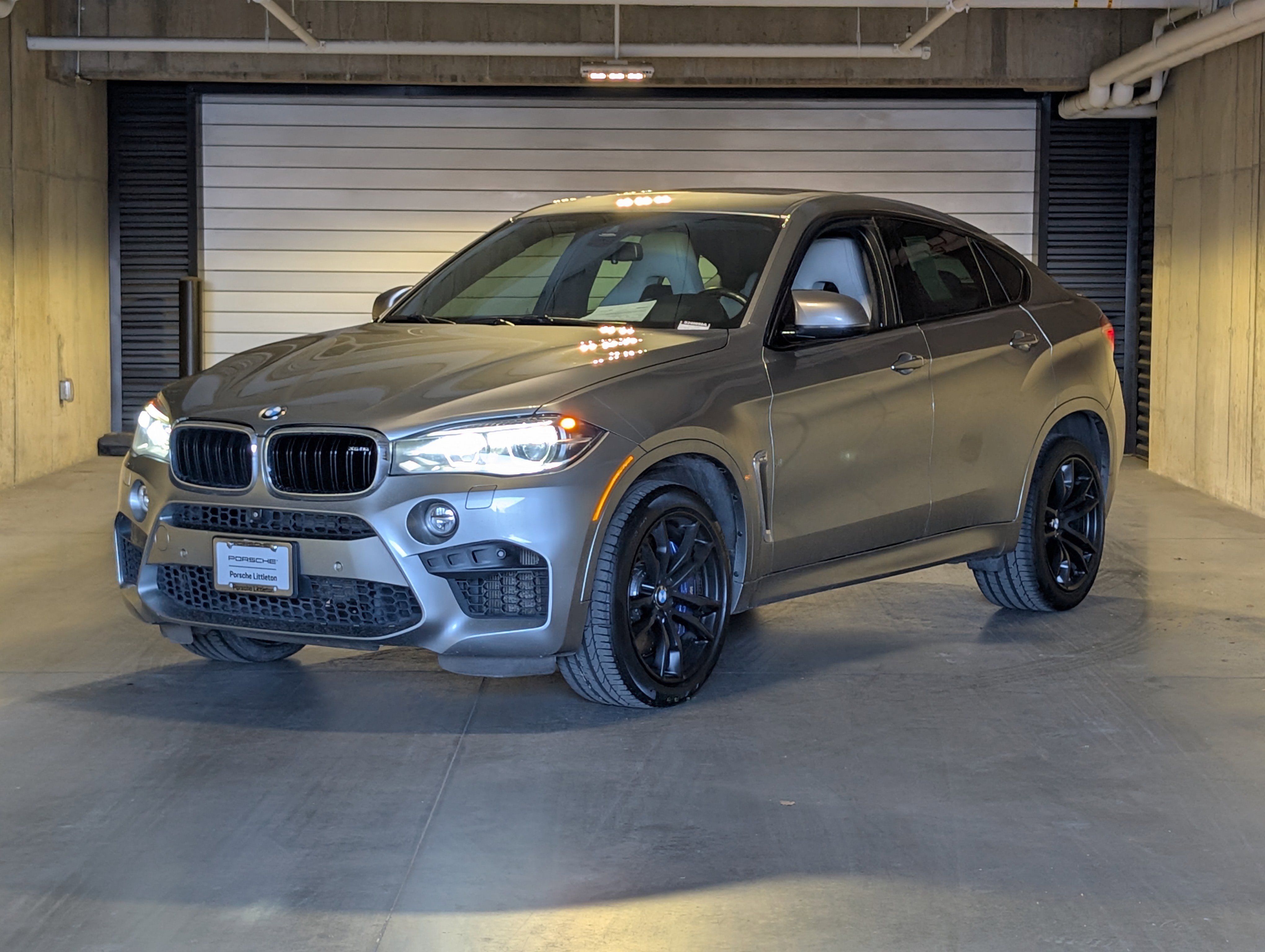 Used 2015 BMW X6 M video 1