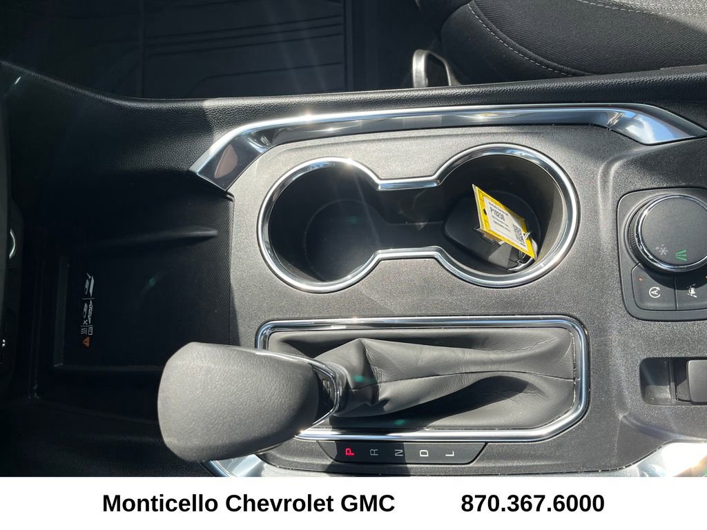 Used 2023 Chevrolet Traverse LT FWD image 20