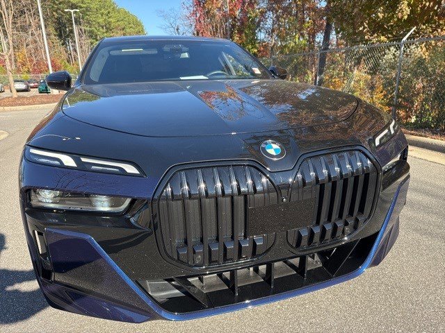 Certified 2023 BMW 760i xDrive