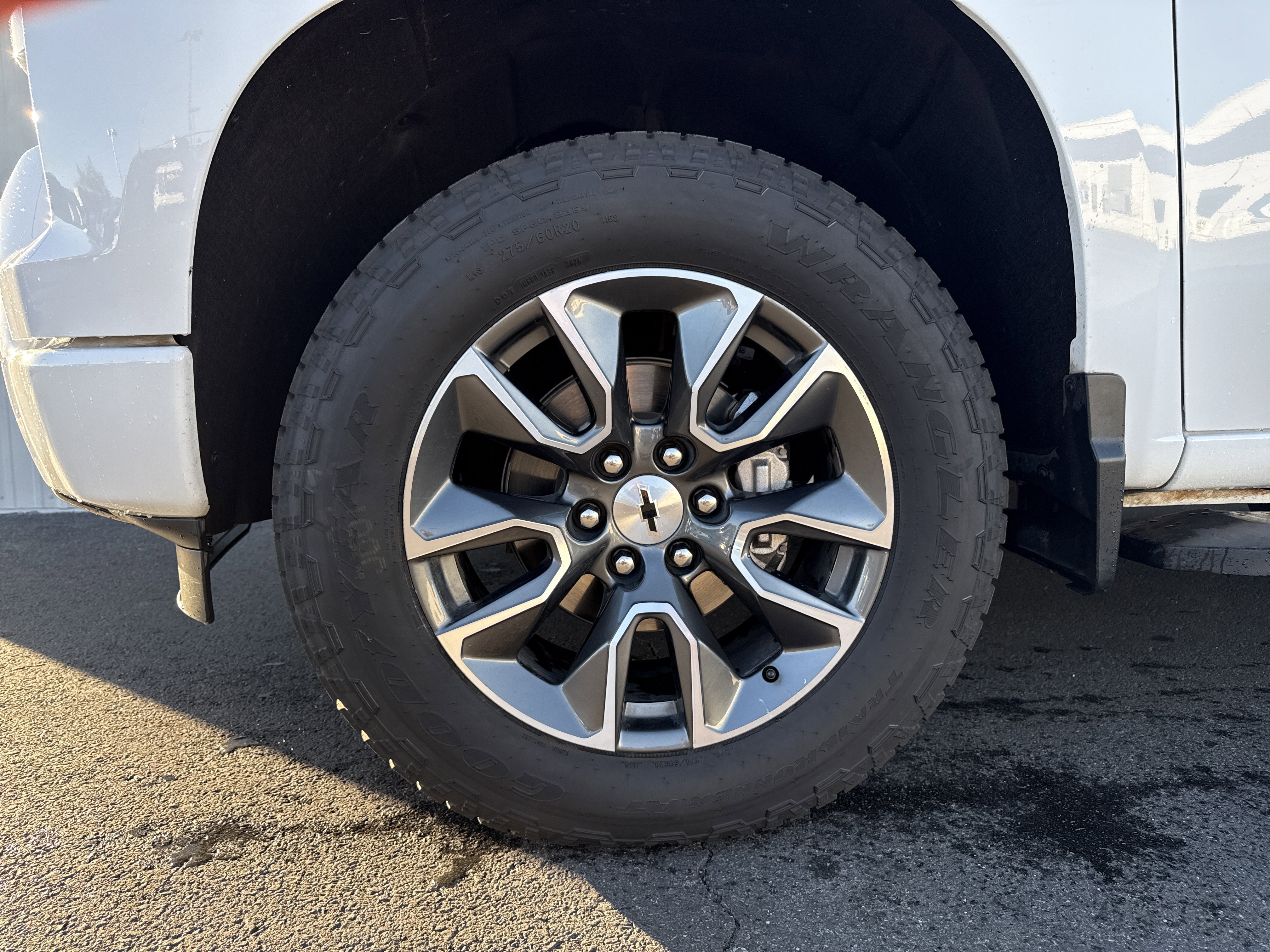 Used 2023 Chevrolet Silverado 1500 RST w/ Z71 Off-Road Package image 5