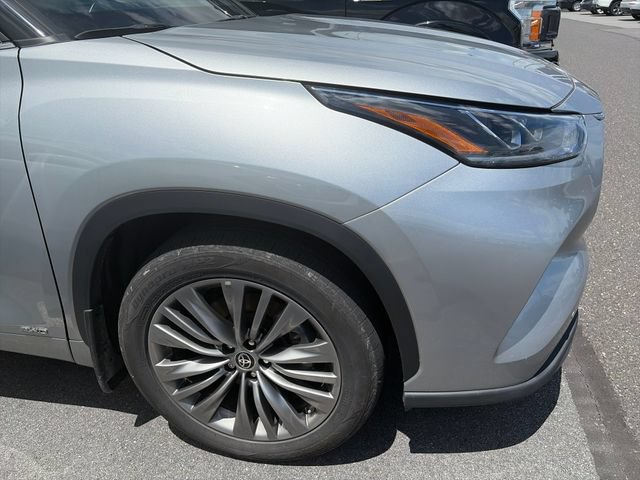 Used 2021 Toyota Highlander Platinum AWD/4WD image 4
